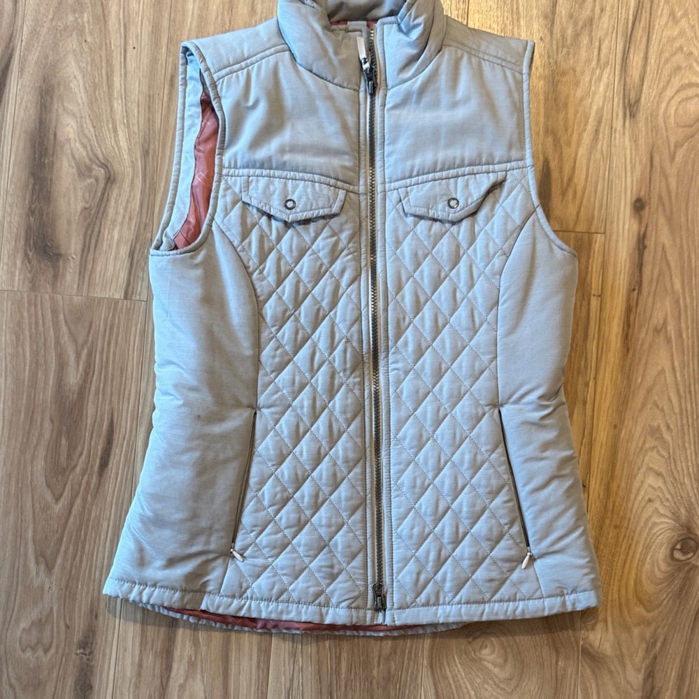 Royal Robbins Light Gray Quilted Vest - Picture 2 of 10